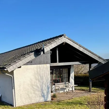 Kleine Eifelperle Tatil Evi *